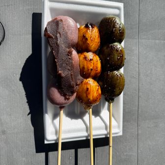 よもぎとゆばと期間限定の芋あん🍡
おっきいのでお腹が膨れる🫨
本日も確実に消費カロリーより摂取カロリーが上回る😂