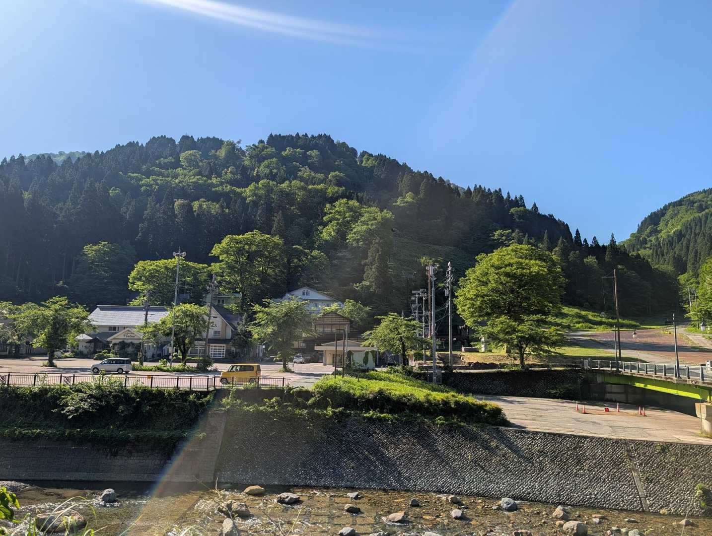 セイモアスキー場、お初です‼️

(スキー場側の🅿️に停めました)