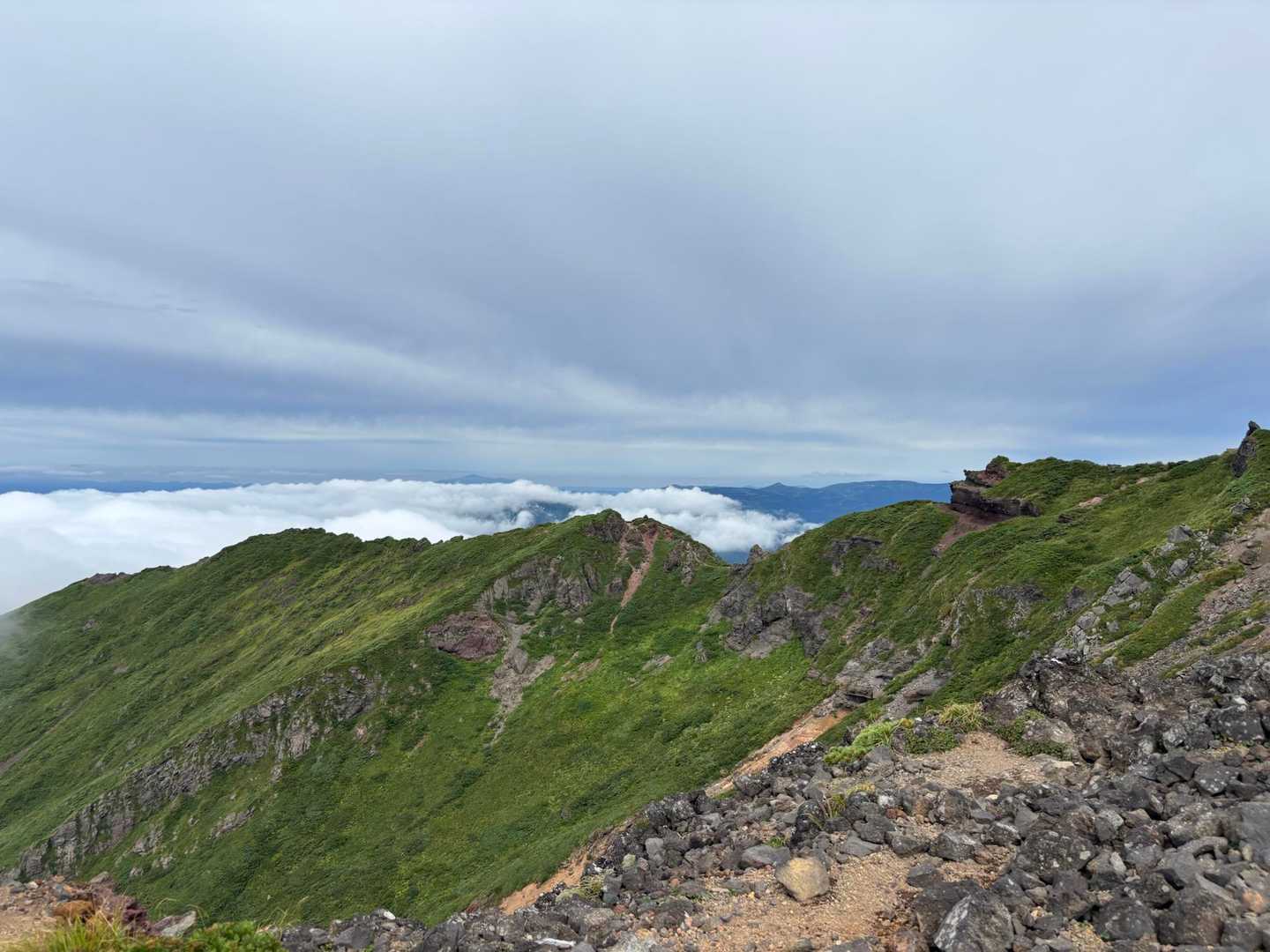 御神坂登山口-切接-わらじ脱ぎ場-笠締-岩手山 往復コースの写真