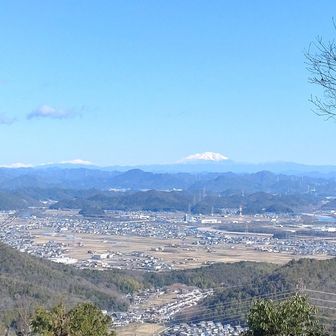 御嶽乗鞍バッチリ！これの右の南アルプスも、写真撮ってないけど綺麗でした