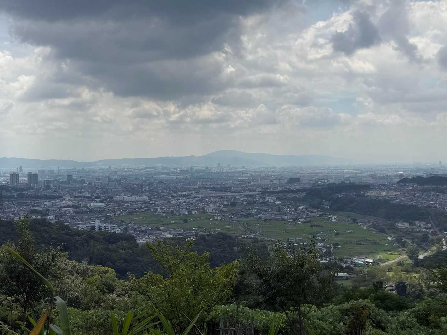 ちょっと雲がありますが、