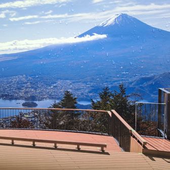 ツインテラスの看板😅晴れたらこんな富士山🗻が見られるそうです