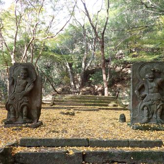 出来栄えは半島一！
素晴らしい石造仁王像😎