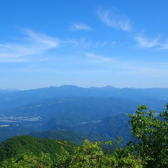 この辺りのお山はなんだろうなぁ〜