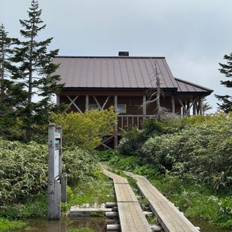 山小屋 陵雲荘