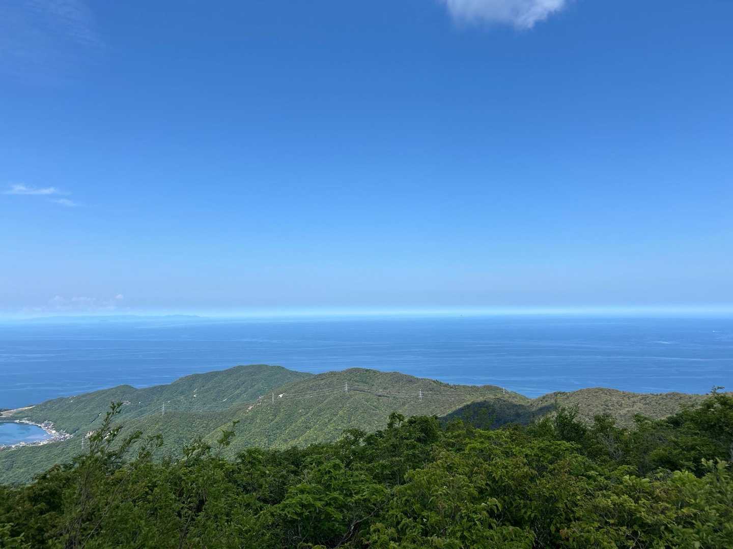 日本海　素晴らしいブルー🩵