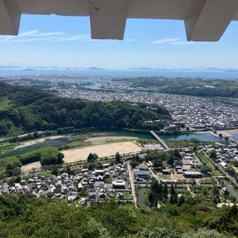 おお、天守閣からの錦川や岩国市内の景色✨
殿様の気分だー