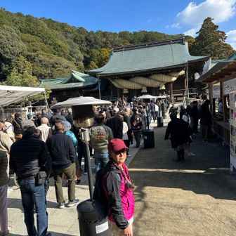 今日も宮地嶽神社は参拝客であふれていました