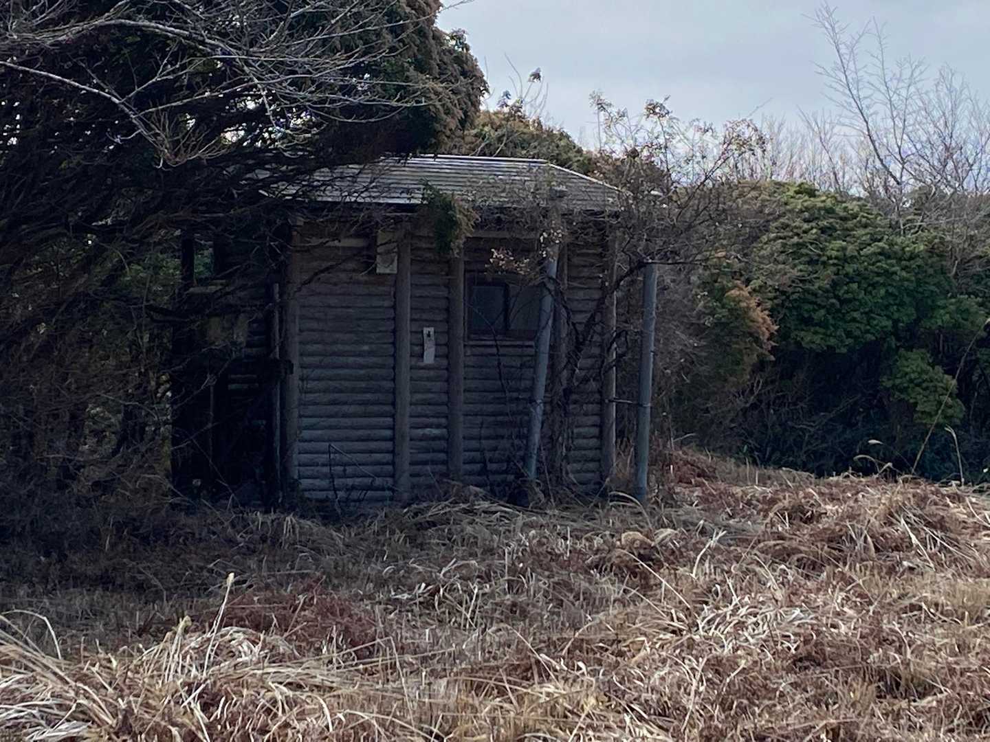 この広場に、トイレ🚽が
ありましたけど…
使用できるか不明💧😱