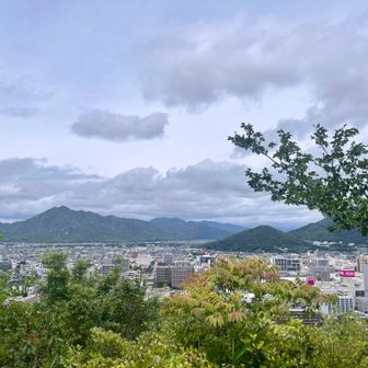 右田が岳と防府市街