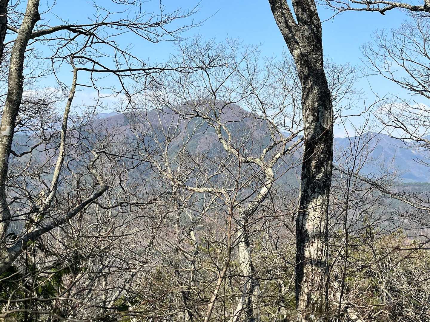 次のターゲット、夫神岳。