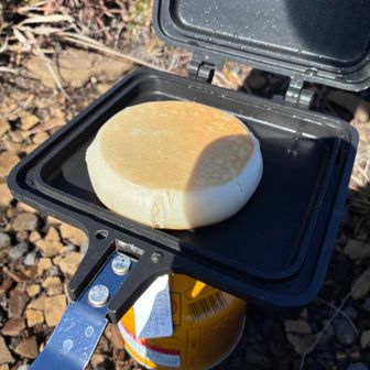 月見小屋手前で
やってみたかったこと

あんまんを焼いて食べる☝️