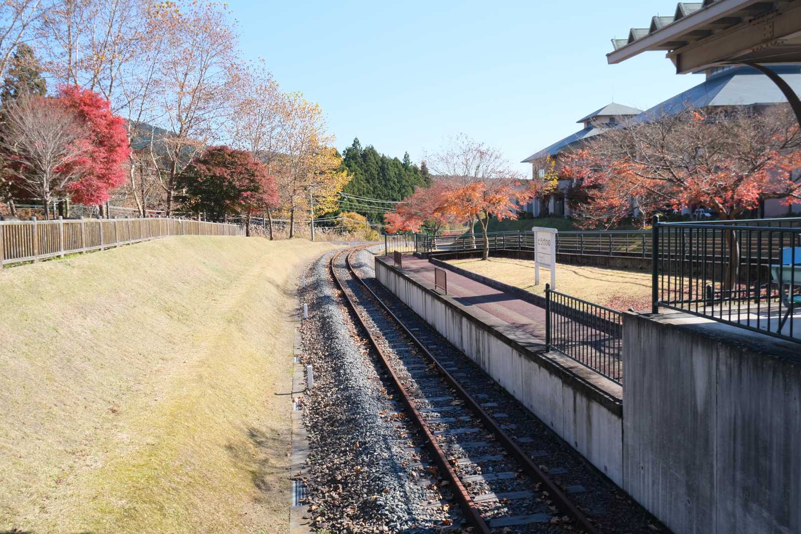 峠の湯駅のホーム