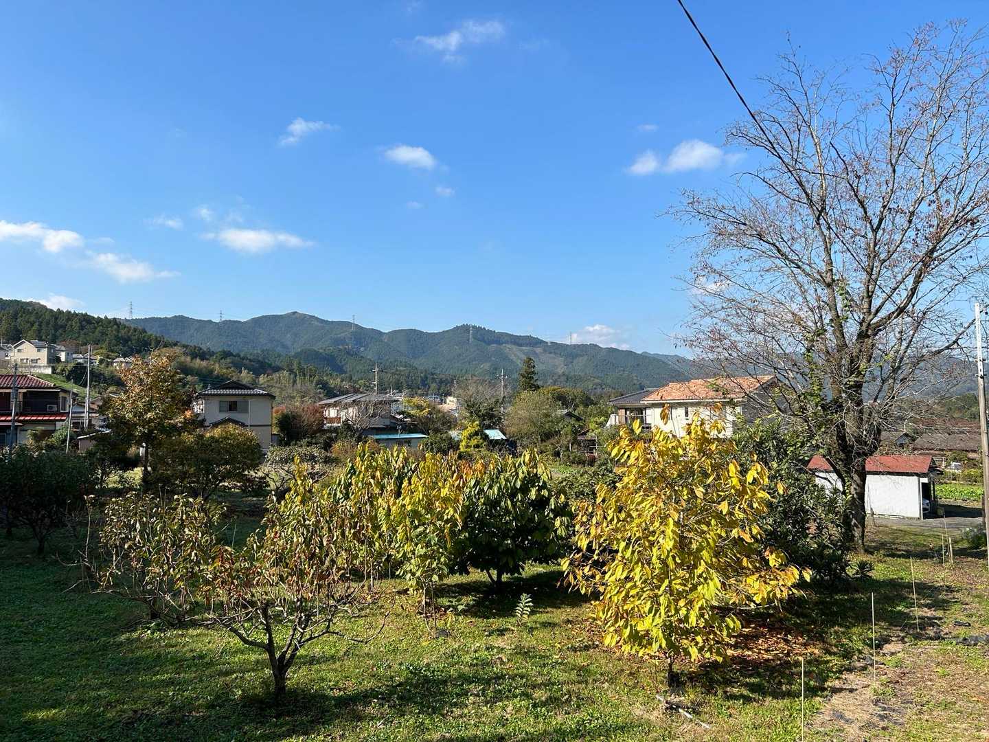 山を降りてきてすぐの、こういう里の風景がたまらなく好き🥰