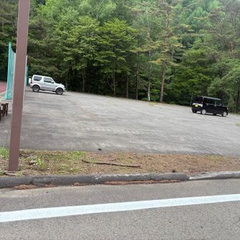 長者の森駐車場、ガラガラ
このあと中央道の事故渋滞で帰宅に5時間😇
嫌な季節だ‥