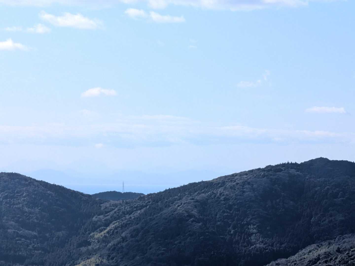 肉眼でうっすら由布岳と鶴見岳