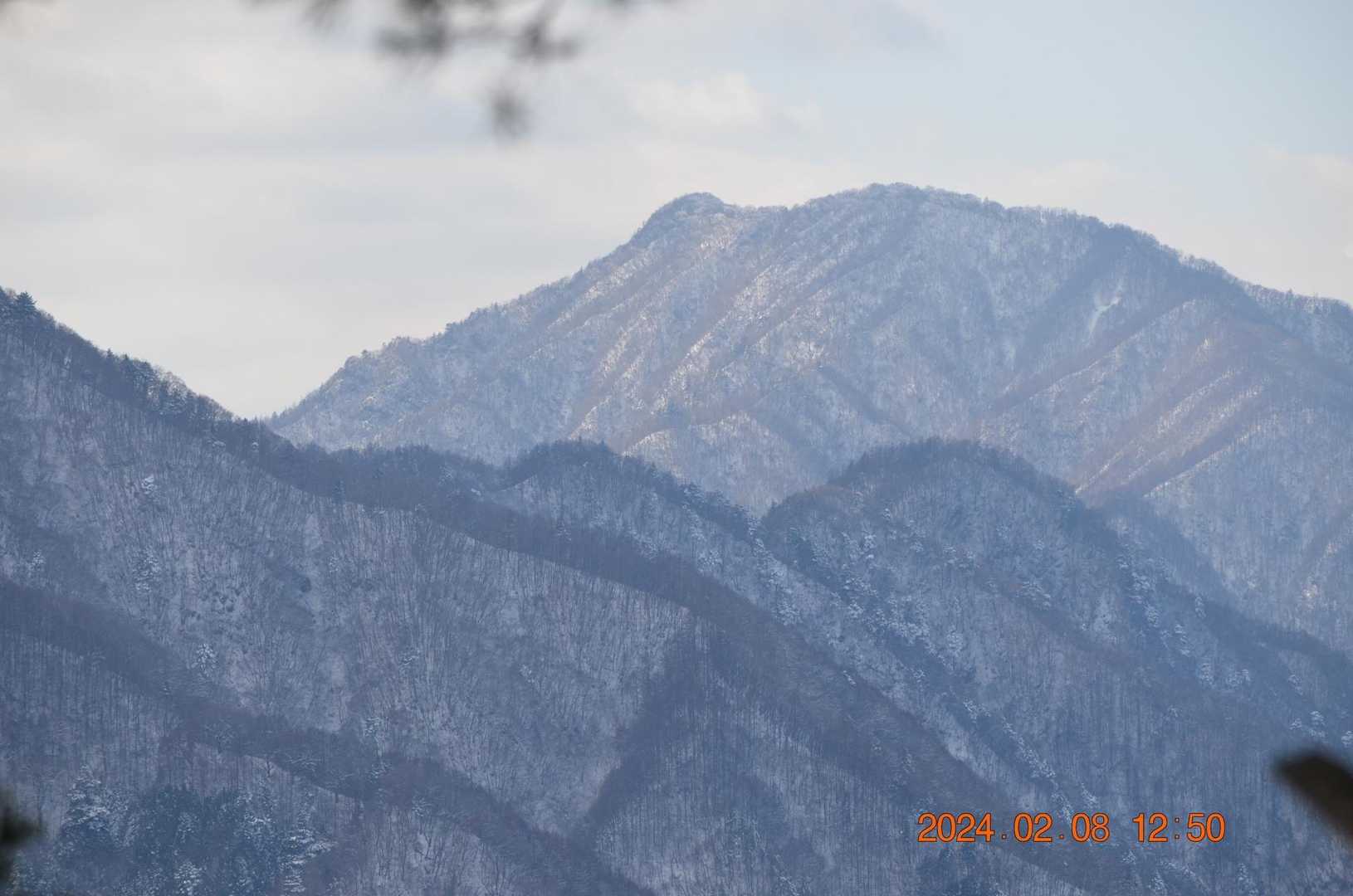周りの山