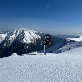 リベンジ成功😀　後ろは赤石