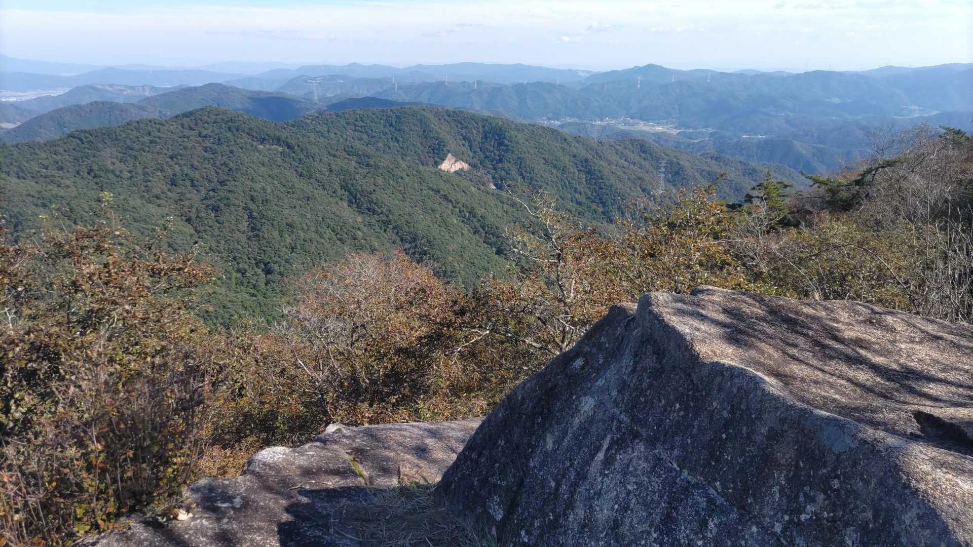剣尾山・横尾山・行者山 縦走ルートの写真
