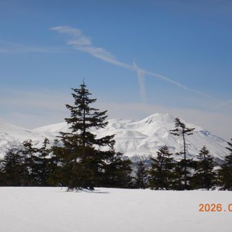 田代平山荘前から