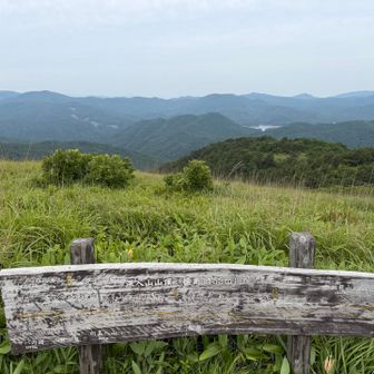 聖山⛰️ ・聖湖・高岳　などが見えているようです♪^ ^