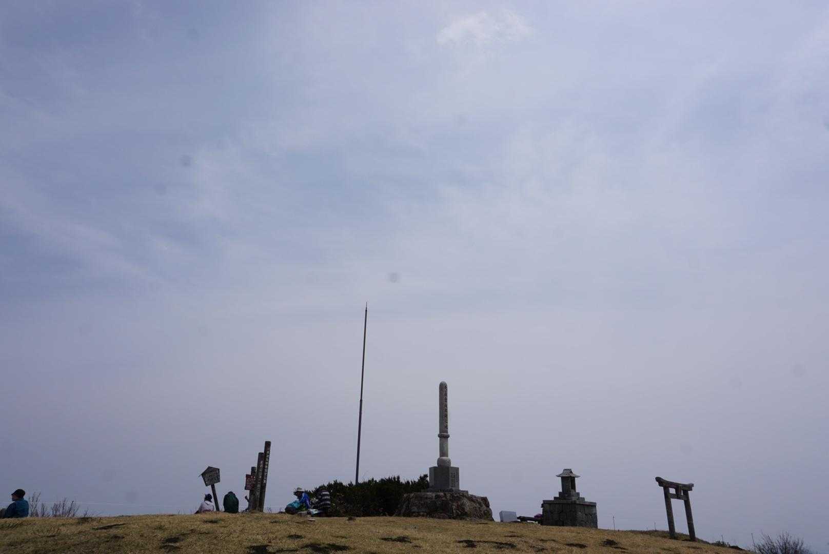 大山も、三瓶山も、心の目で見る日です👀