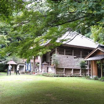 境内　　　　　　　　　　　　
急ぐので此処から🙏　　　　
下山します