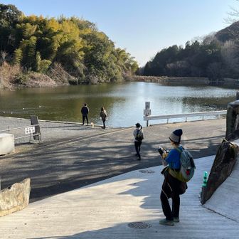 駐車場は十分にあって登山者にも開放してくださってるのがありがたい。ただ何かお寺の行事の時は登山者はNGのようです。