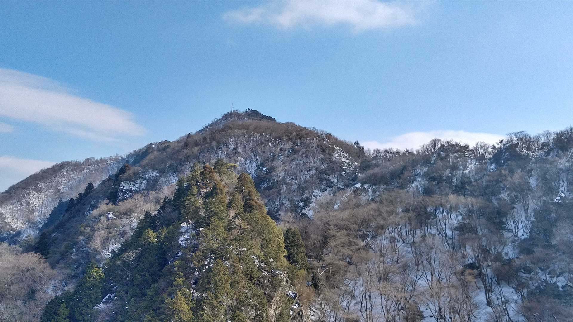 三嶽がキレイに見える