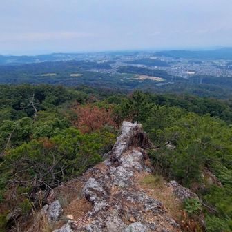 続いて天狗岩・・・期待に反して眺め良かった。