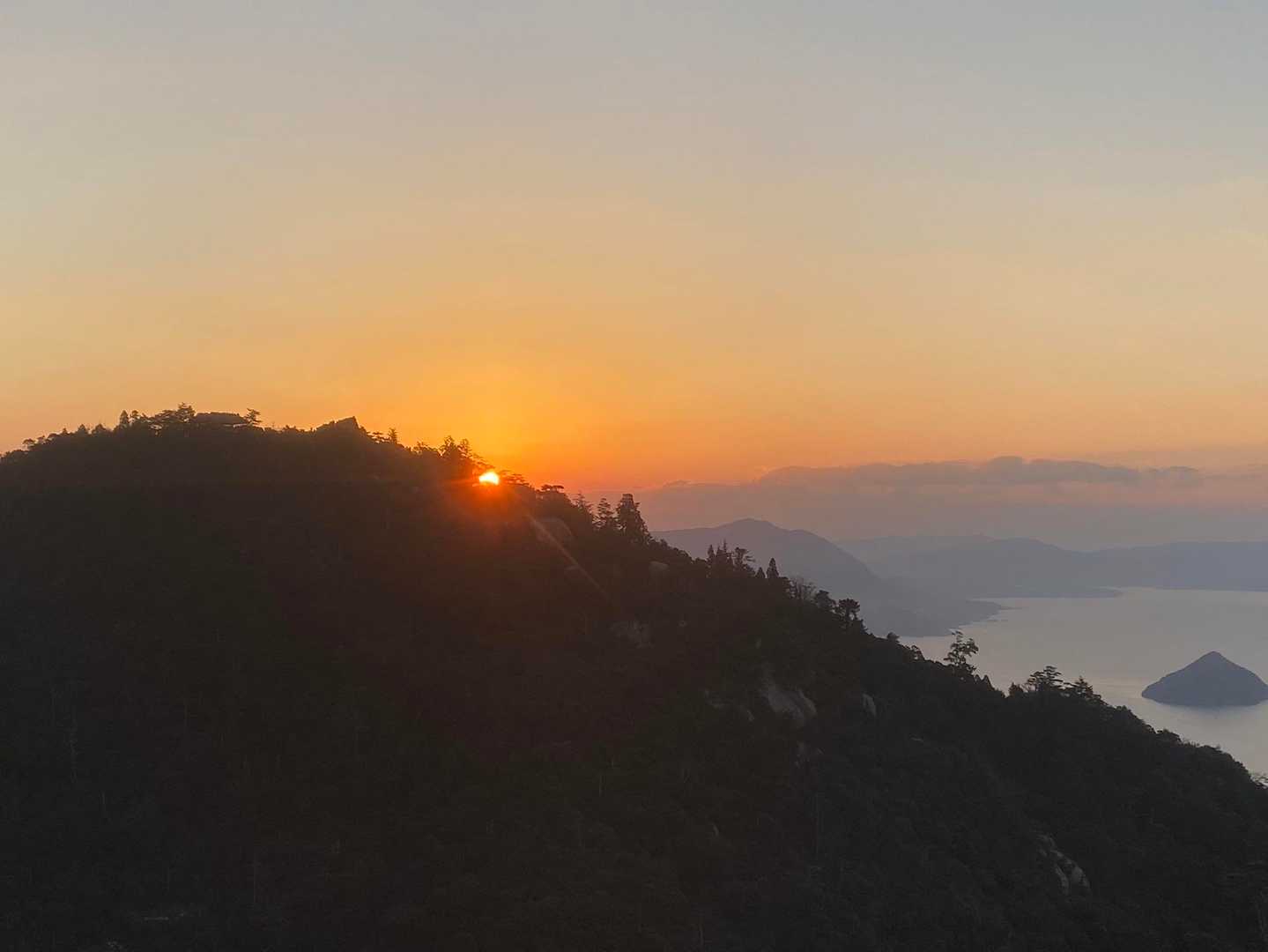 日の出☀️