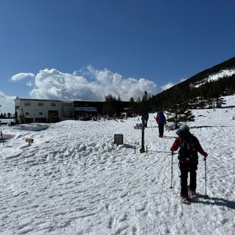 ロープウェイ🚡戻ったよ。