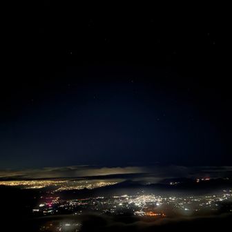 星空と夜景が綺麗でした💫