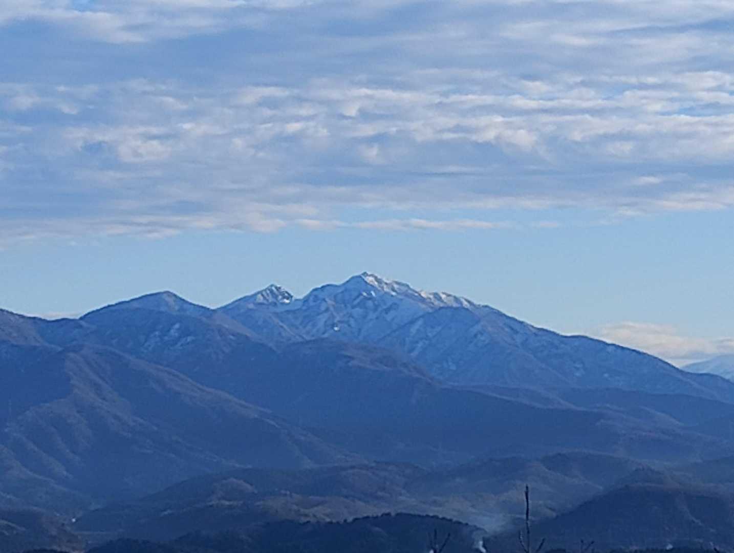 今年は行けなかった粟が岳
格好いいな～🎶