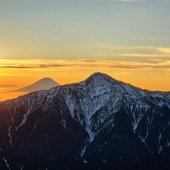 大好きな北岳に来ただけ～🏔️
そろそろ今季も雪の様子を見に行ってみようと思います🫡