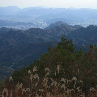 右田ヶ岳もぼんやり