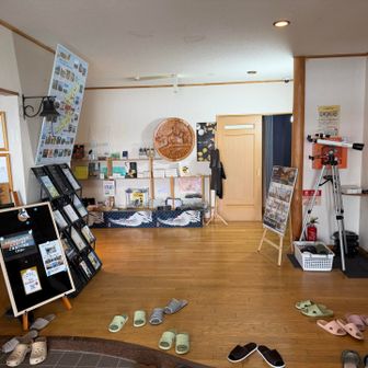 山荘内、生活感がめっちゃありますね