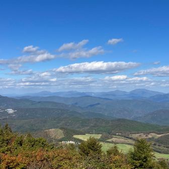 右奥　五葉山　