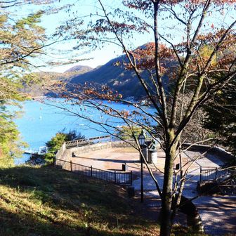 榛名湖畔の宿 記念公園。