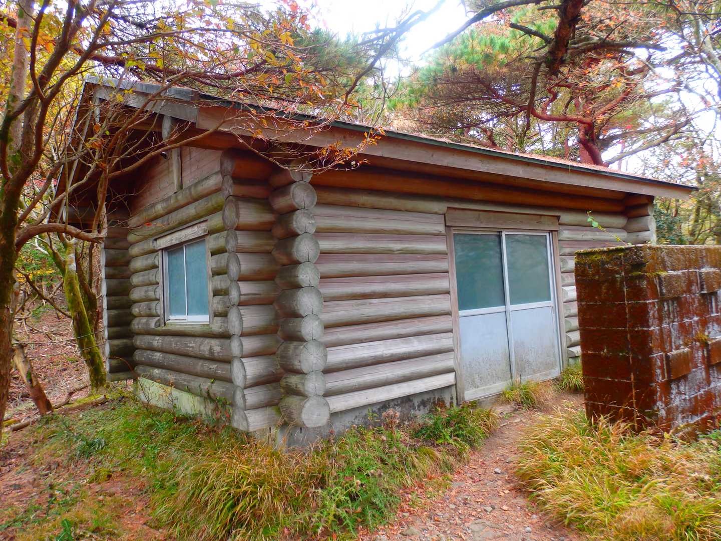 韓国岳避難小屋