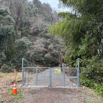 ワープ 🌀完了❗️登山口に到ちゃ〜く❗️
YAMAPも終了❗️ ポチッと 🔘
これで、2026年13回目、
　　　　　計225回目の「文珠山」登山終了❗️