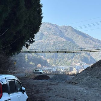 無事下りて来ました😊
カクレグラ
距離の割になかなか手強い山でした😅
