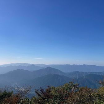 四方草山（南峰）からの景色
