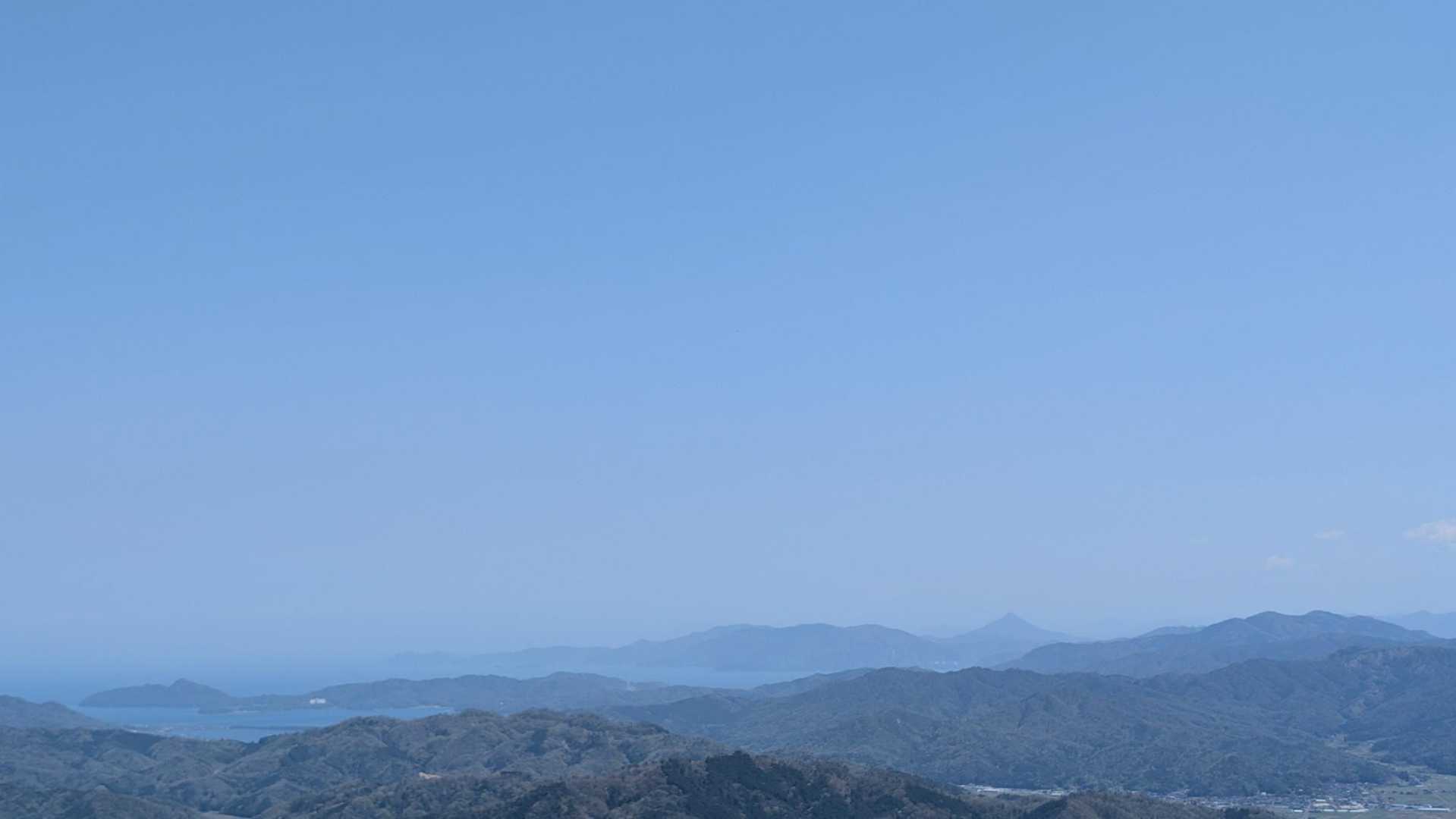 
霞んではいますが
青葉山くっきり美
