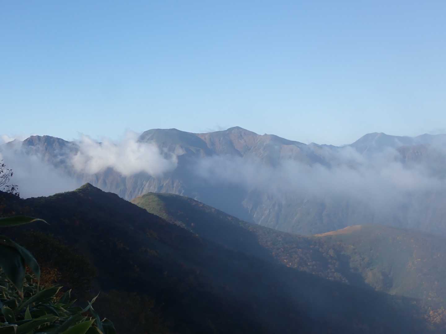 谷川岳～茂倉岳も視界良好に変わって！