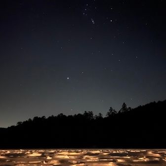 冬の夜空にさんざめく星たち🌟