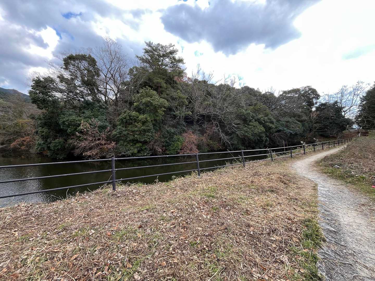 わかりにくいけど櫛山古墳⬆️
この辺りは卑弥呼の里
と呼ばれてます