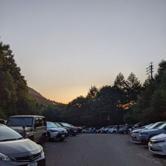 一番近い三股第1🅿️
前日夜中、残り数台の空きでセーフ🚙💦