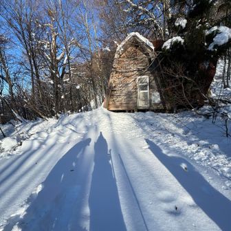 避難小屋到着🛖
