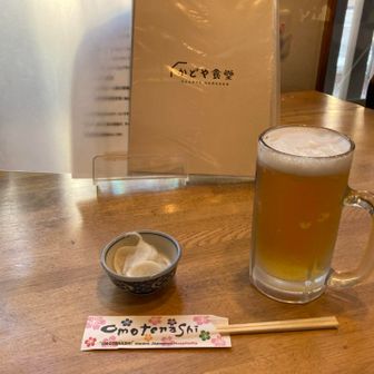 下山メシはドラマと同じくかどや食堂で🍺と
